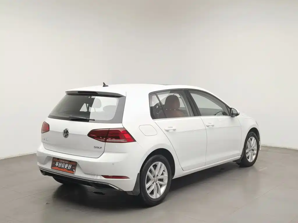 Volkswagen Golf — фото 2