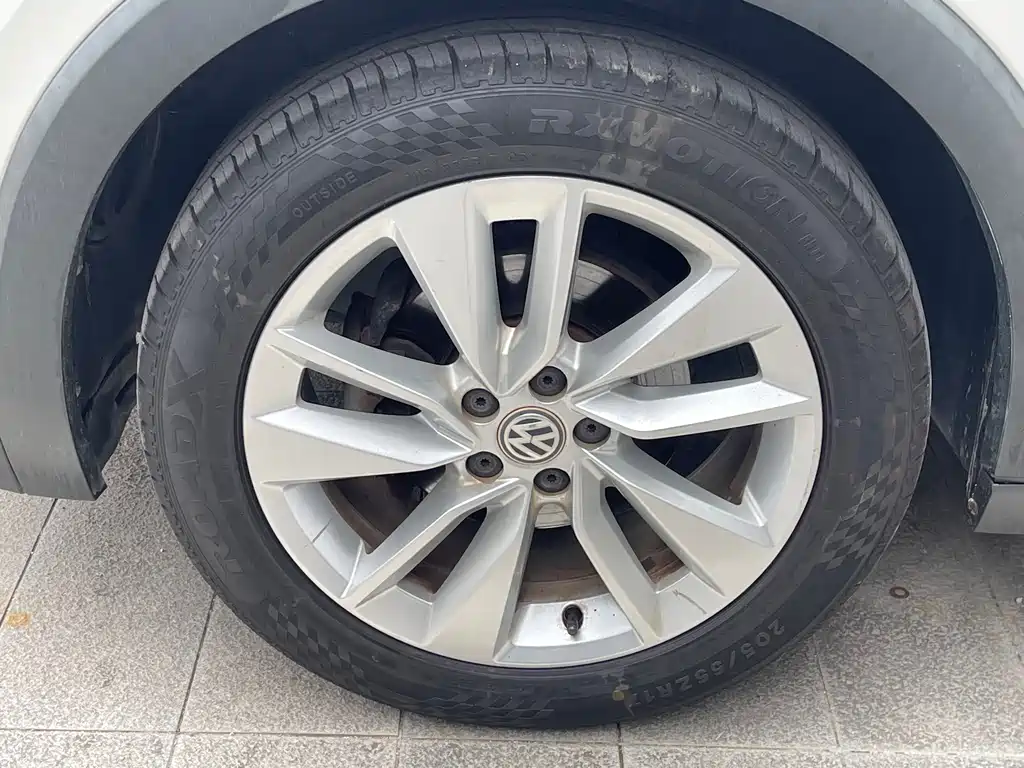 Volkswagen T-Cross — фото 15