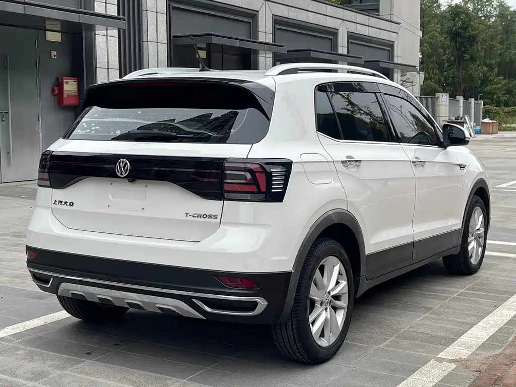 Volkswagen T-Cross — фото 4