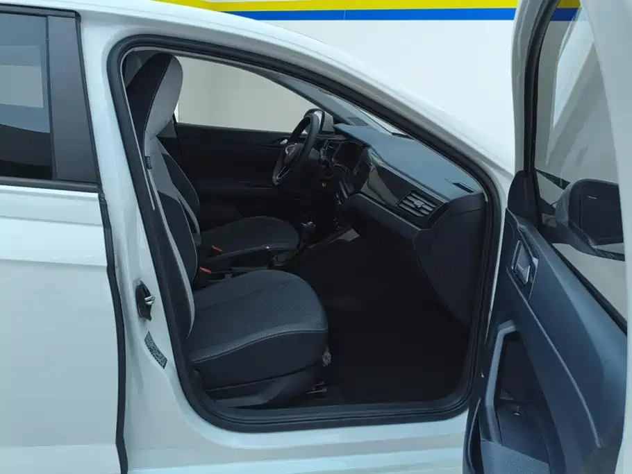 Volkswagen Lavida — фото 8