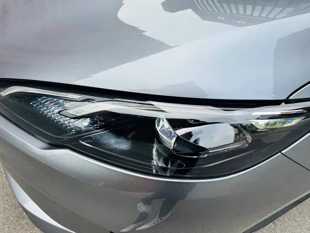 BYD Seal 05 DM-i — фото 20