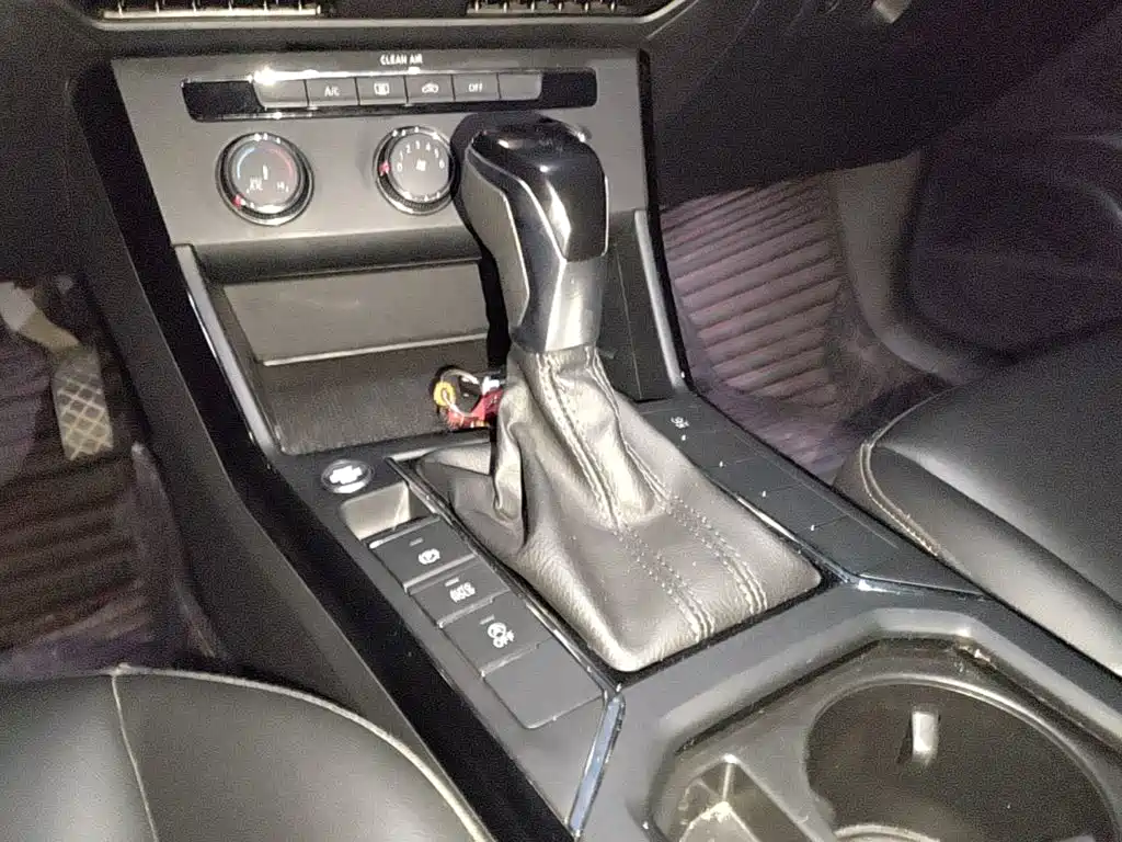Volkswagen Passat — фото 13