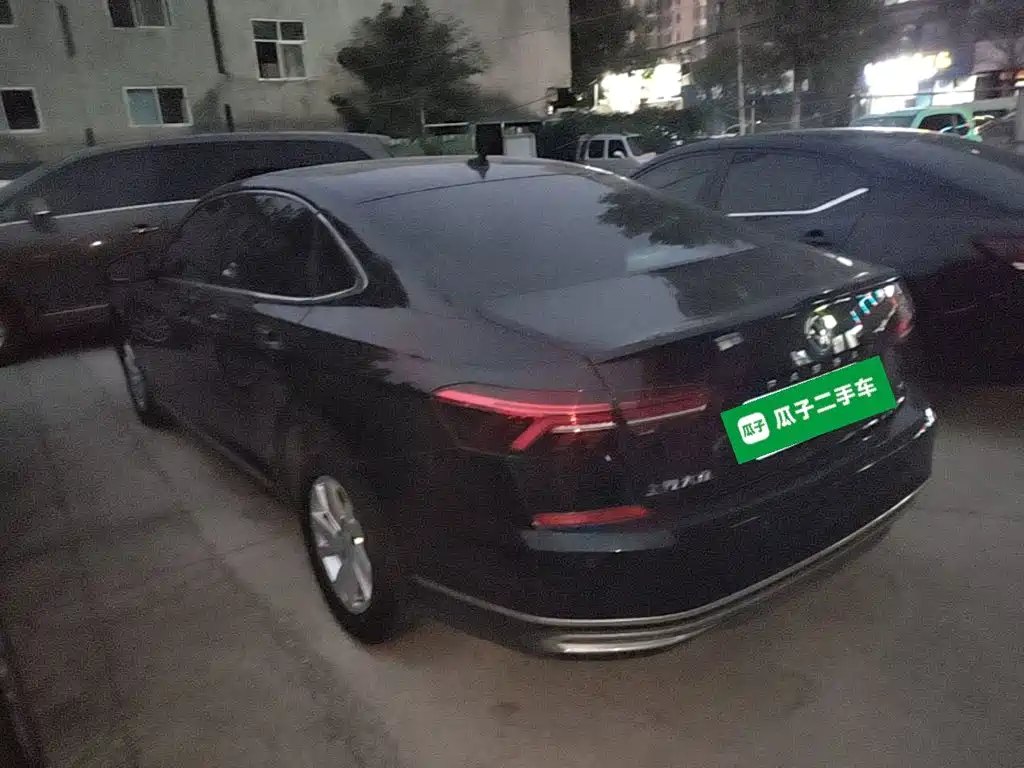 Volkswagen Passat — фото 4