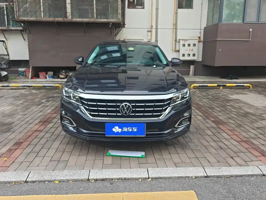 Volkswagen Passat — фото 2