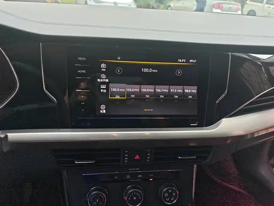 Volkswagen Passat — фото 13