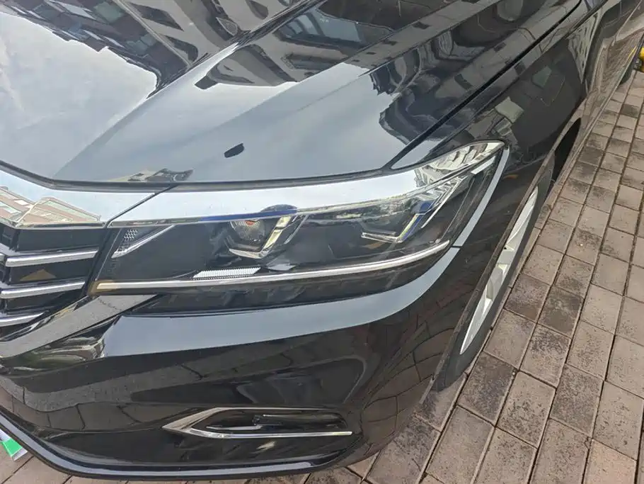 Volkswagen Passat — фото 5