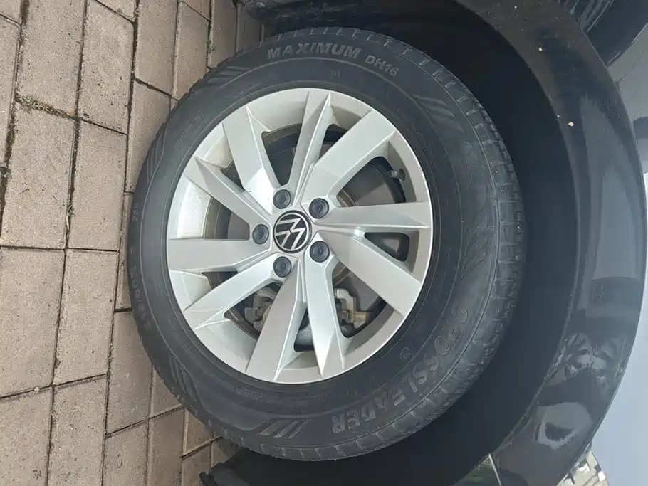 Volkswagen Passat — фото 6