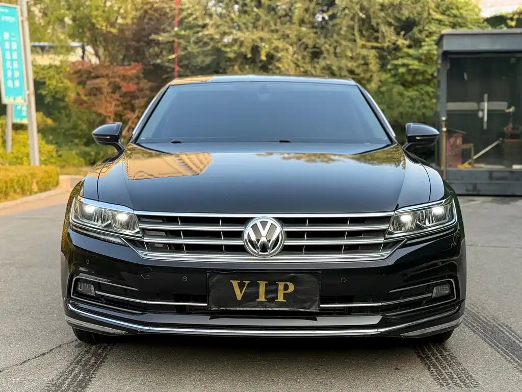 Volkswagen Phideon — фото 2