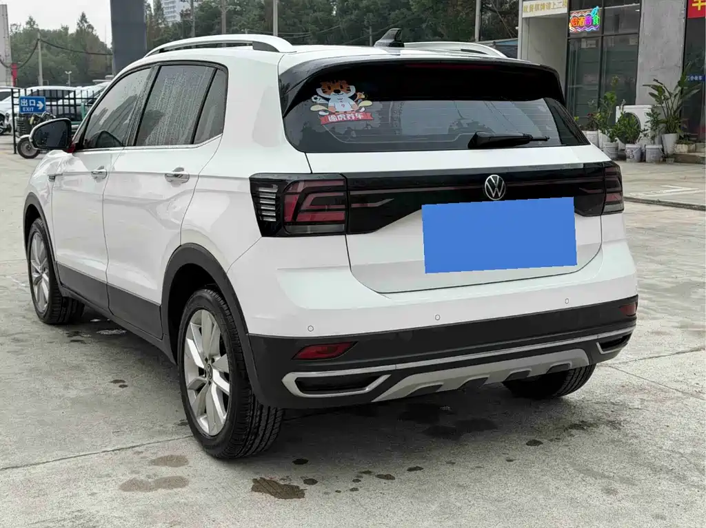 Volkswagen T-Cross — фото 9