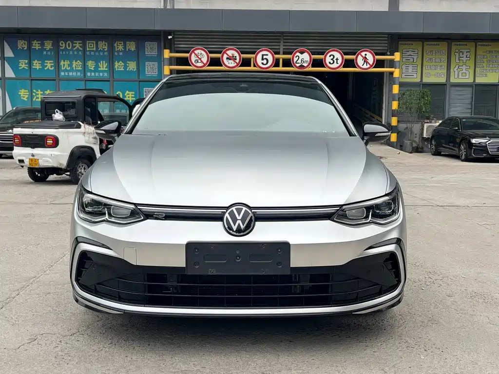 Volkswagen Golf — фото 2