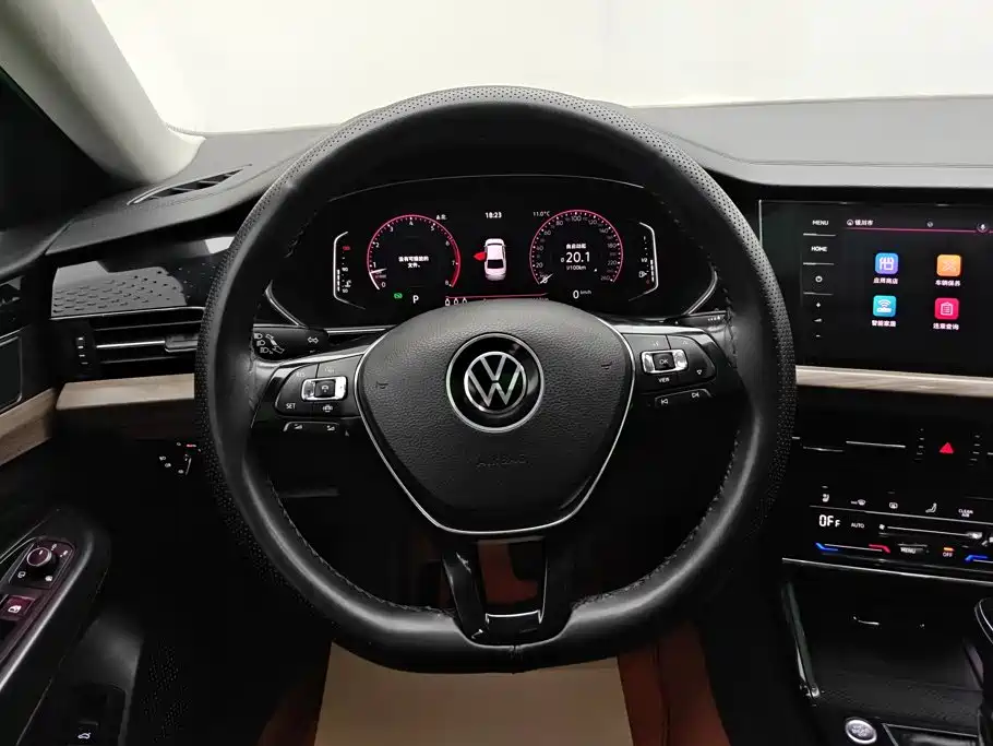 Volkswagen Passat — фото 15