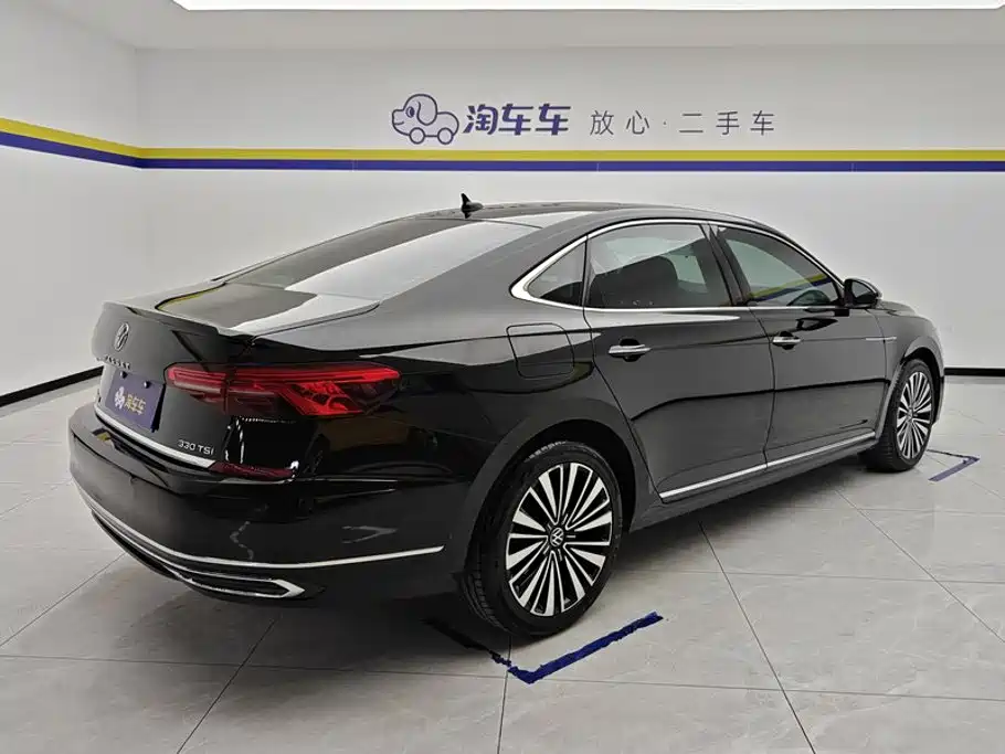 Volkswagen Passat — фото 3