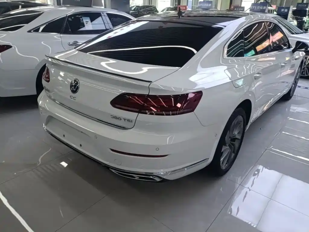 Volkswagen CC — фото 6