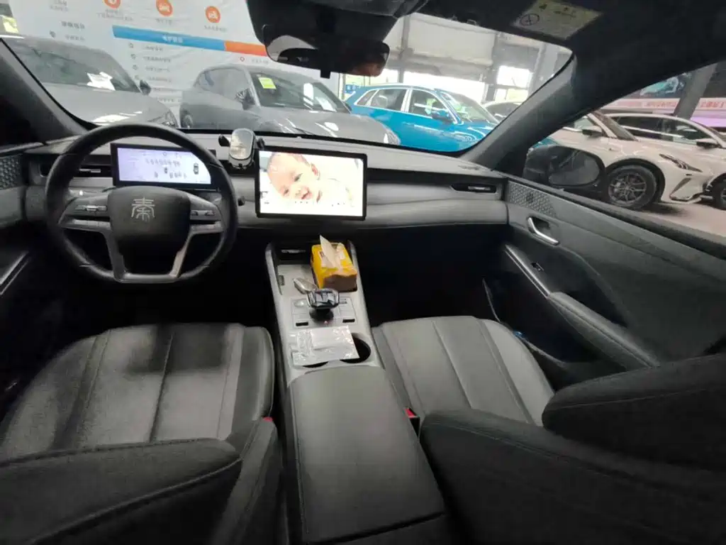 BYD Qin PLUS — фото 10