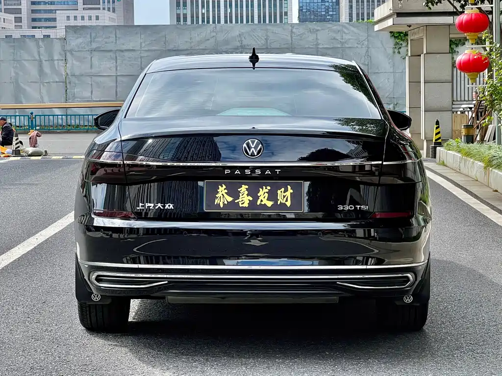 Volkswagen Passat — фото 9