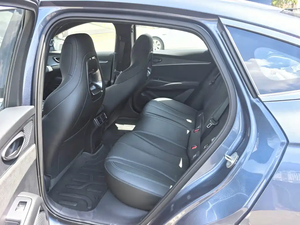 BYD Seal 06 — фото 11