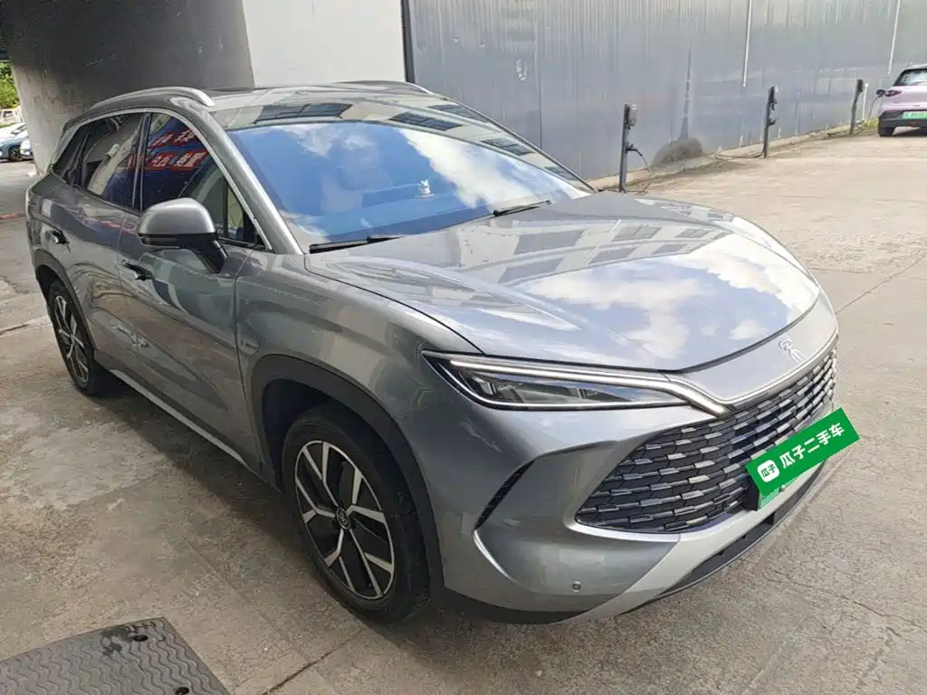 BYD L DM-i — фото 4