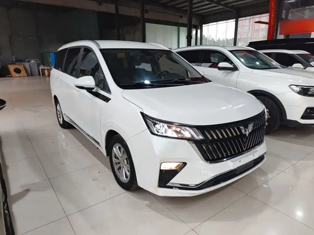 Wuling Jiachen — фото 3
