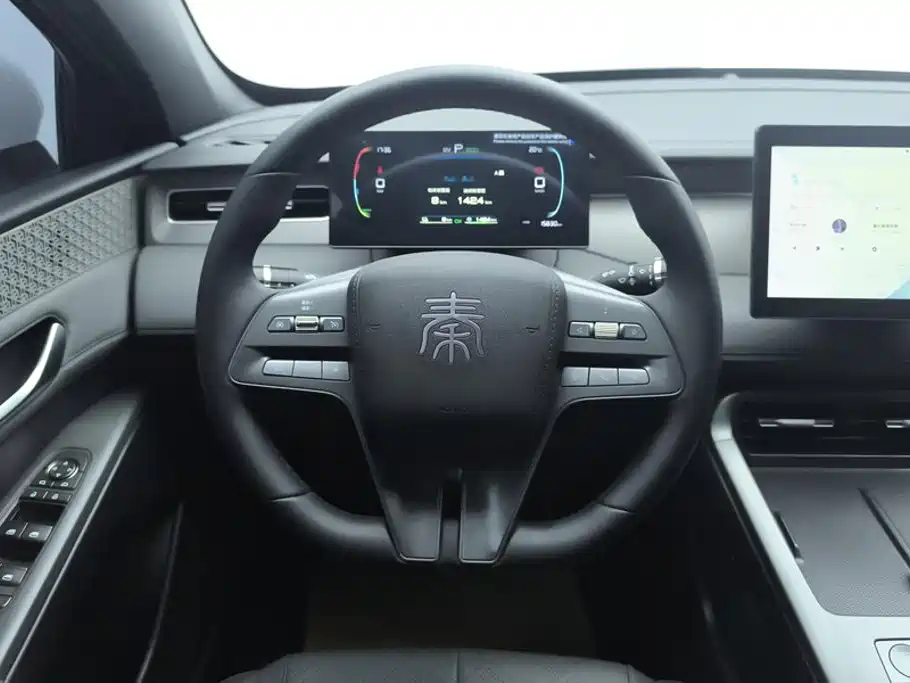 BYD Qin PLUS — фото 15