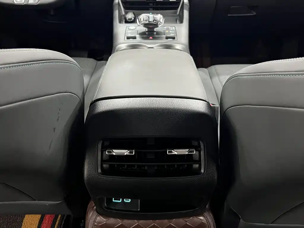 BYD Qin PLUS — фото 14