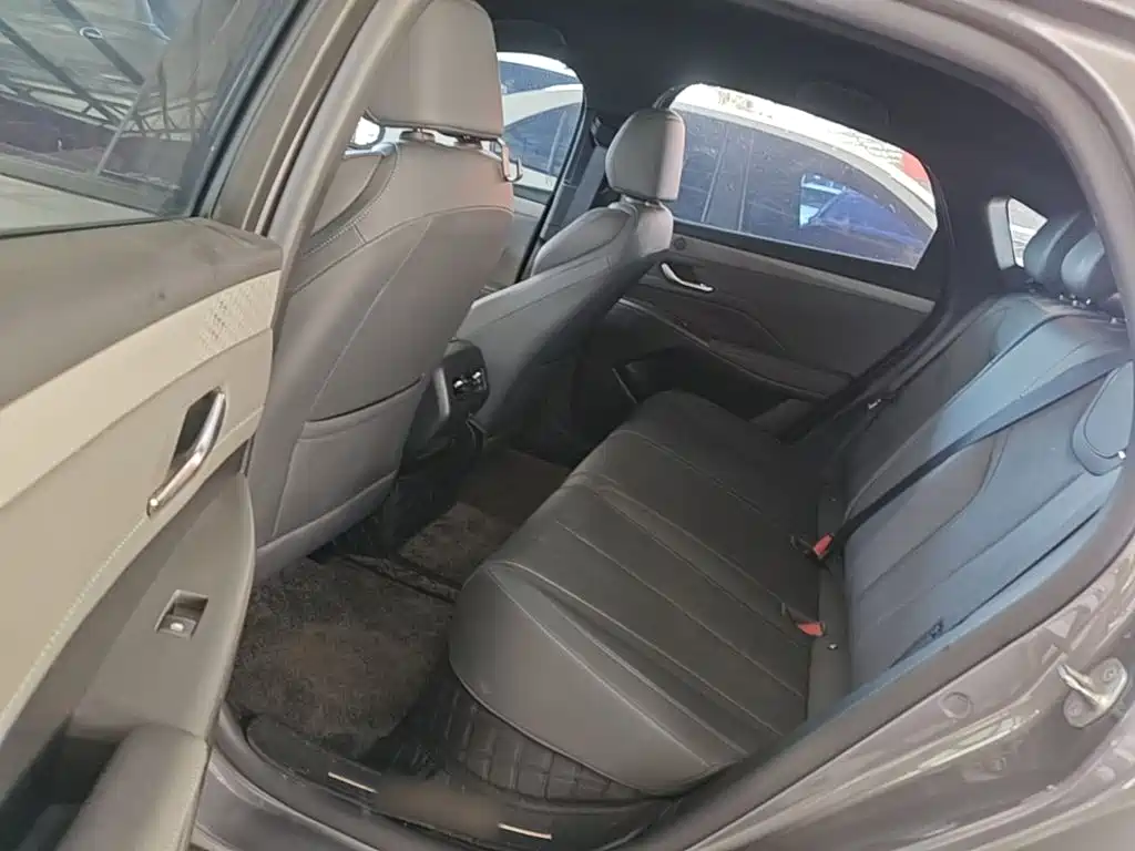 BYD Qin PLUS — фото 17