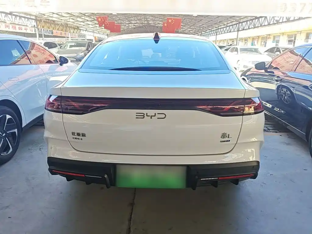 BYD Qin L — фото 6