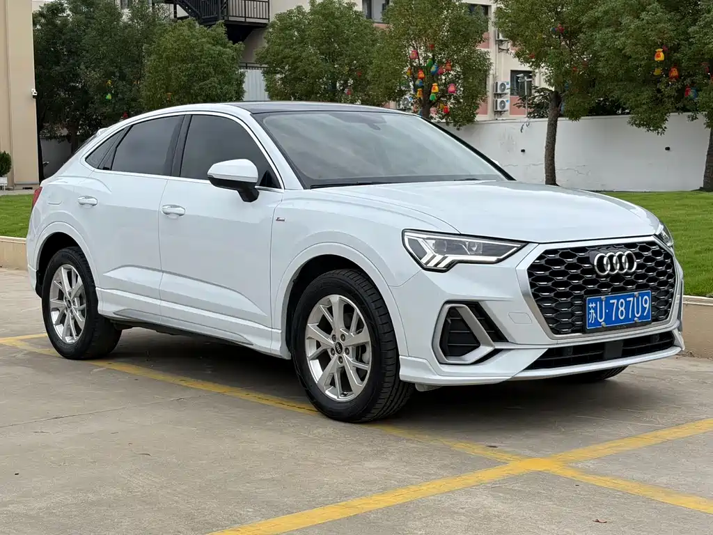 Audi Q3 Sportback — фото 3