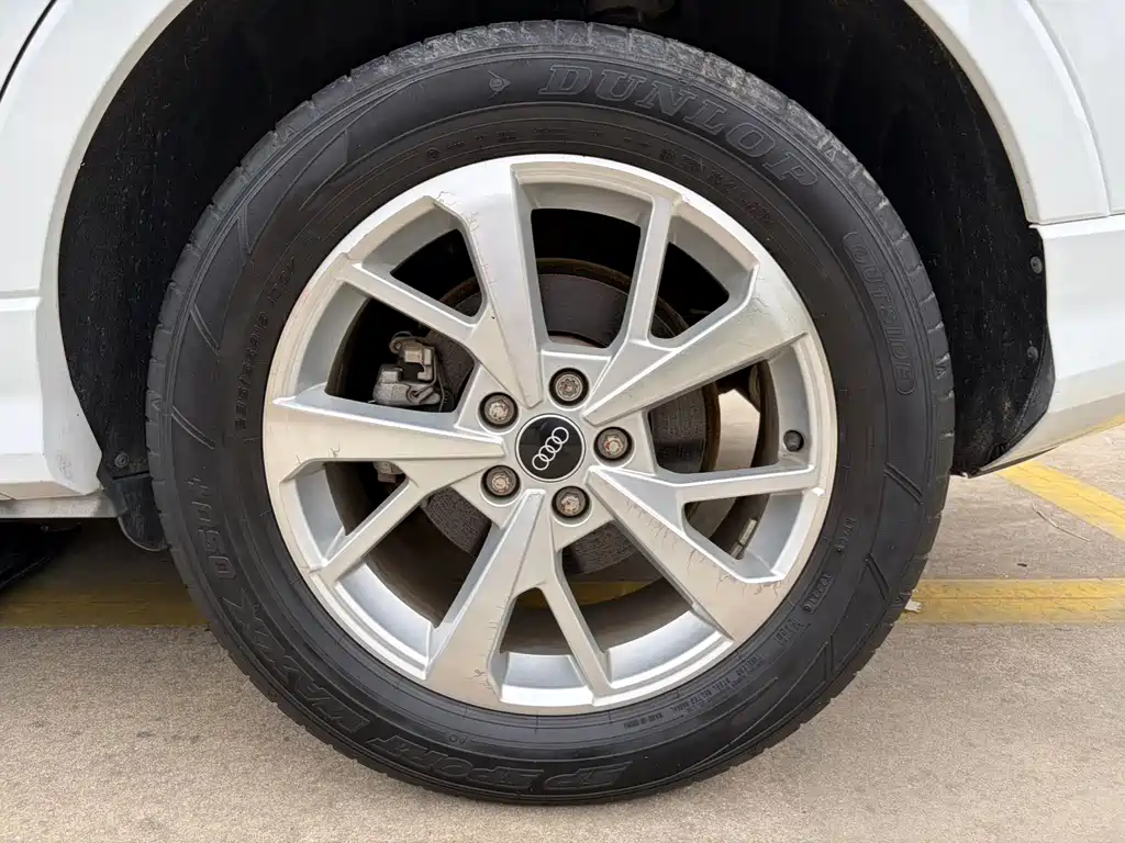 Audi Q3 Sportback — фото 22
