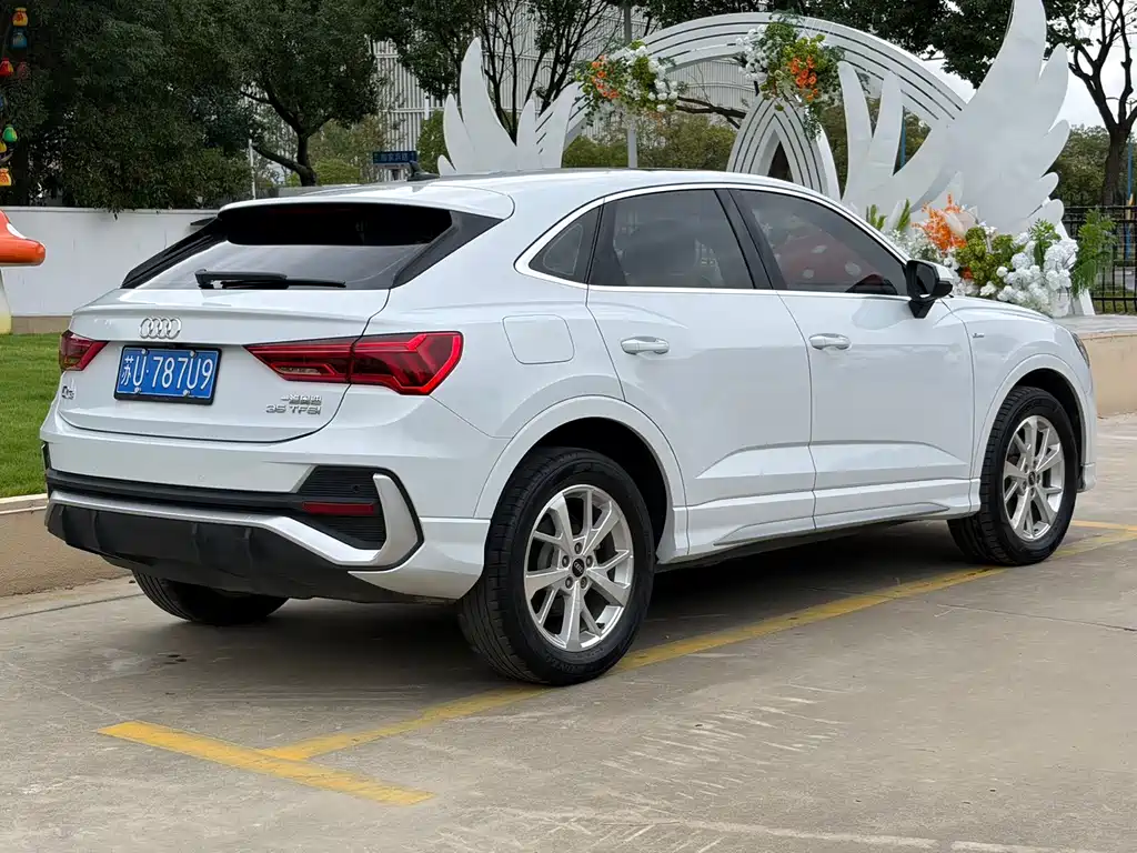 Audi Q3 Sportback — фото 5