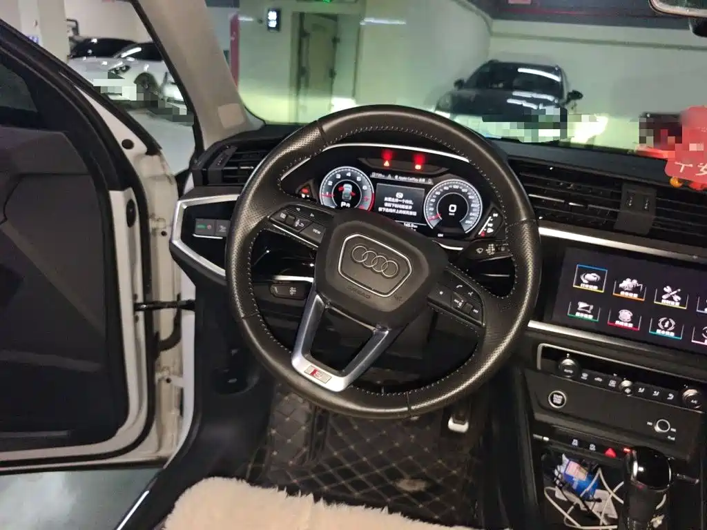 Audi Q3 Sportback — фото 6