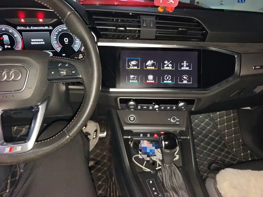 Audi Q3 Sportback — фото 9