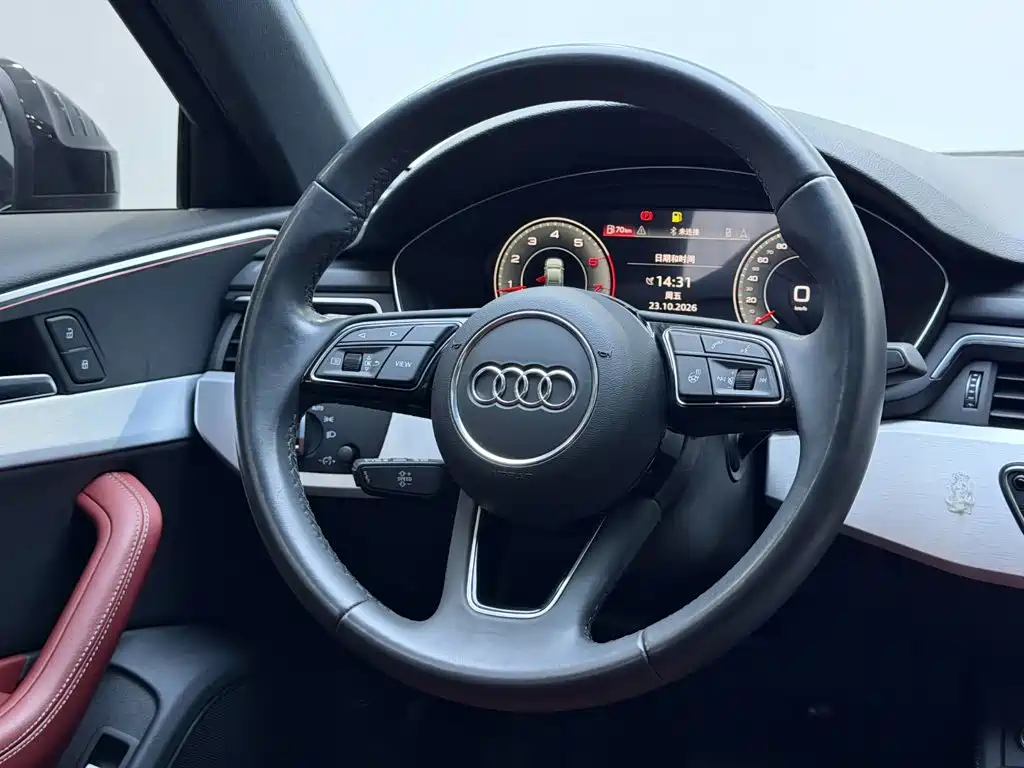Audi A4L — фото 10