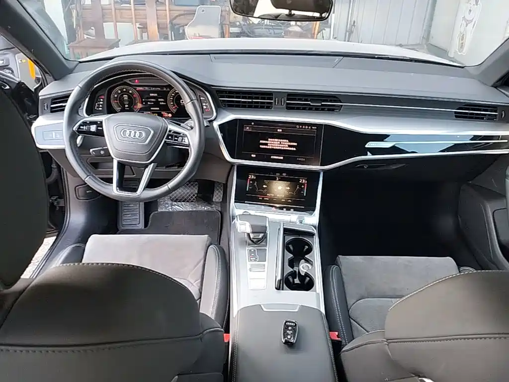 Audi A6L — фото 5