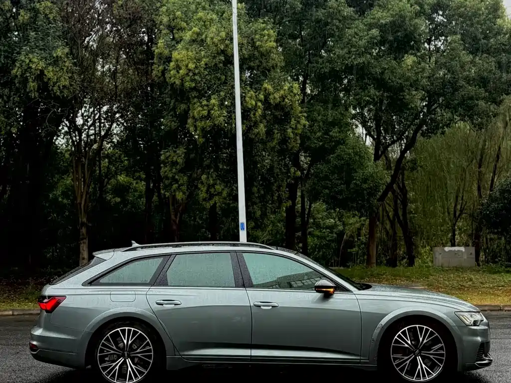 Audi A6 (Import) — фото 3