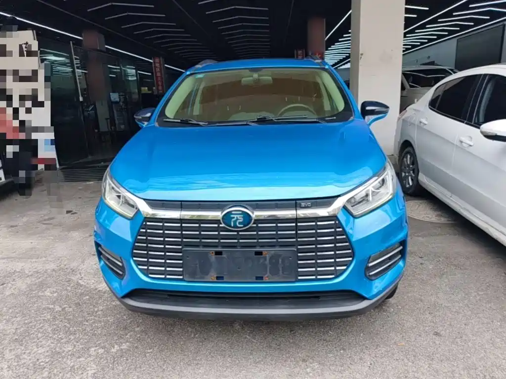 BYD Yuan EV — фото 3