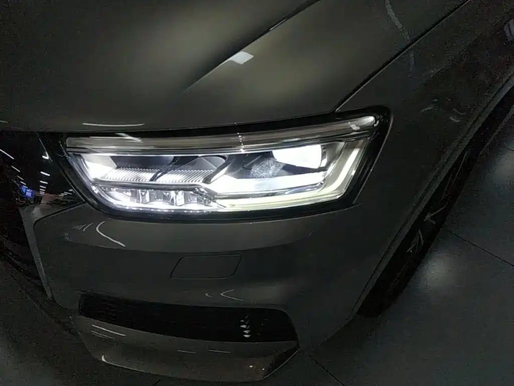 Audi Q3 — фото 23