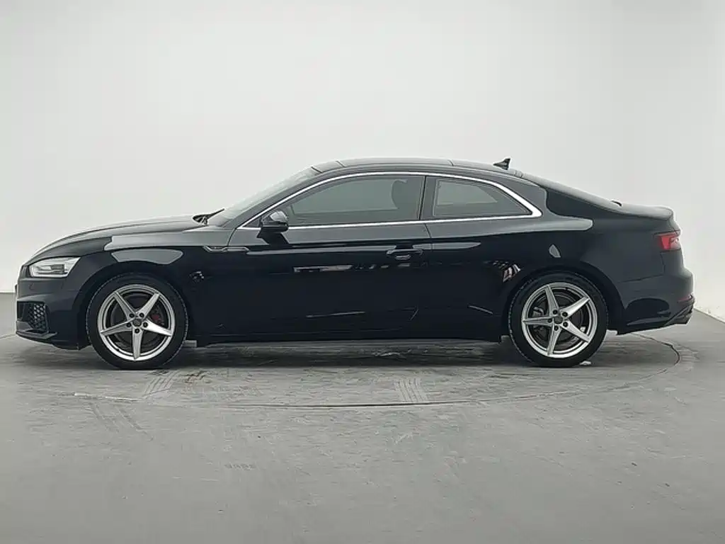 Audi A5 (Import) — фото 2