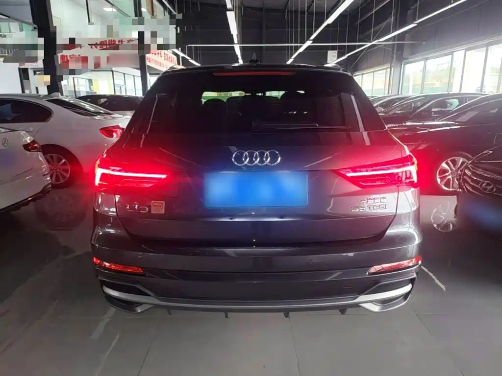 Audi Q3 — фото 5