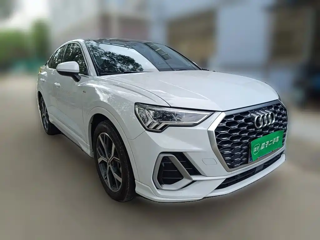 Audi Q3 Sportback — фото 3