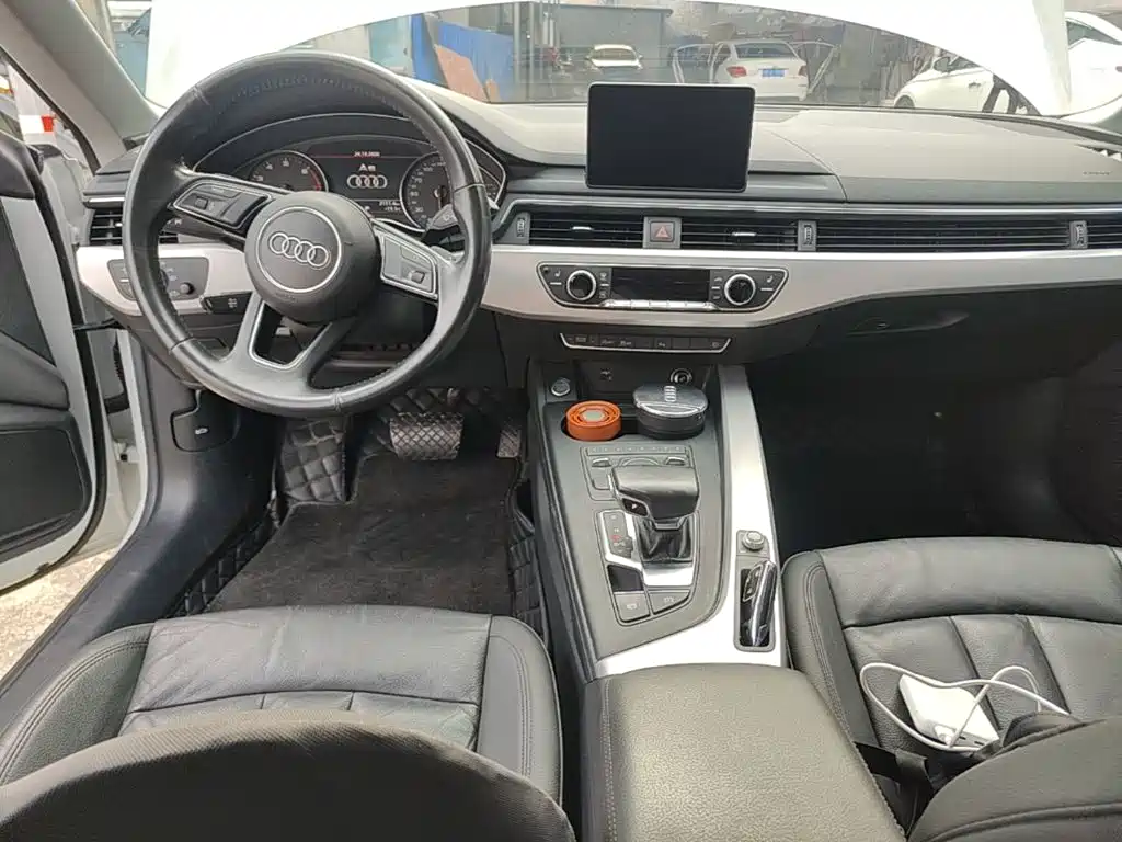 Audi A5 (Import) — фото 9