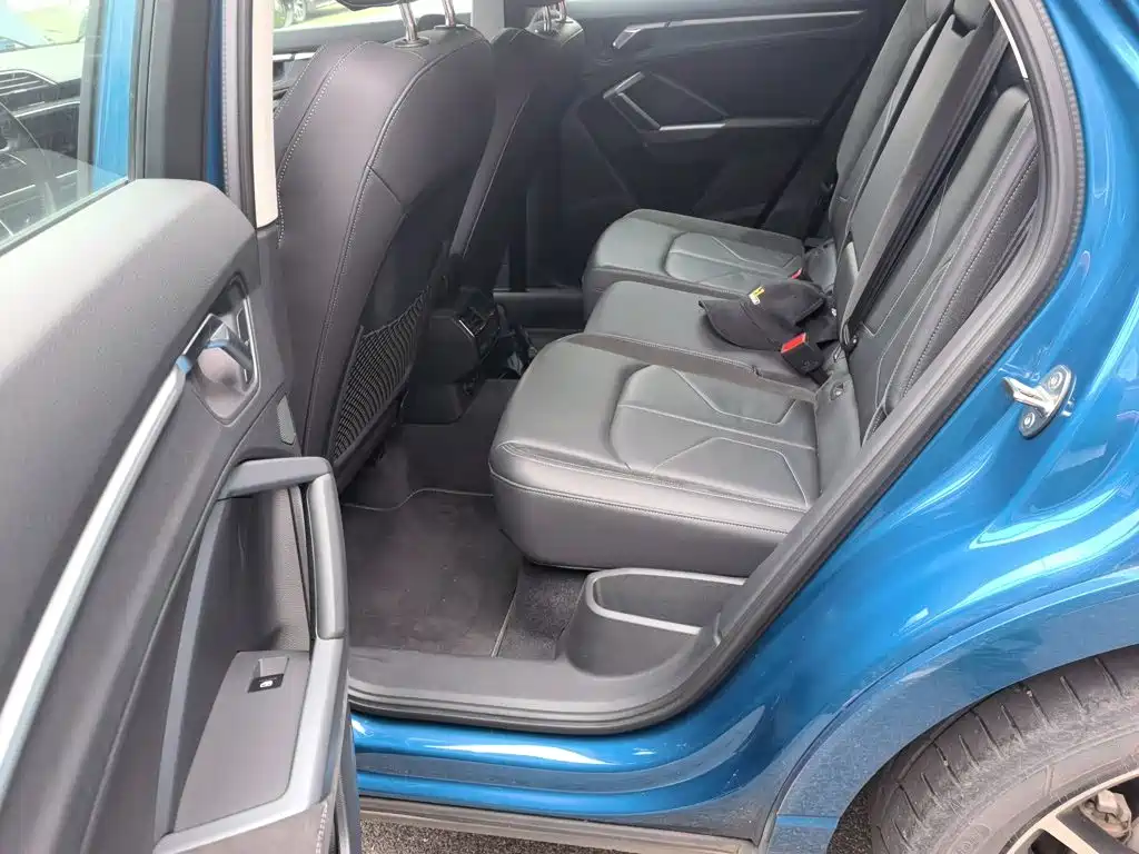 Audi Q3 Sportback — фото 18