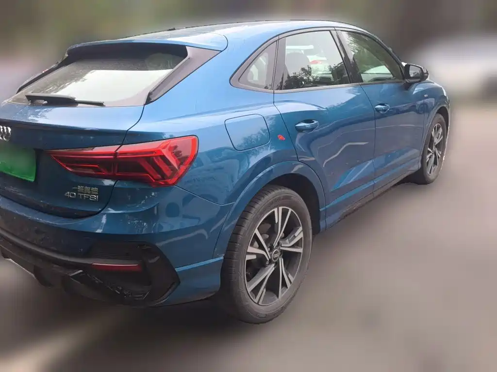Audi Q3 Sportback — фото 6
