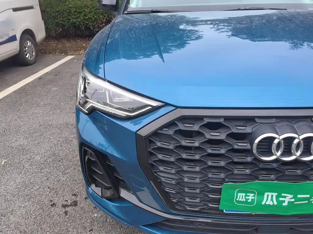 Audi Q3 Sportback — фото 7