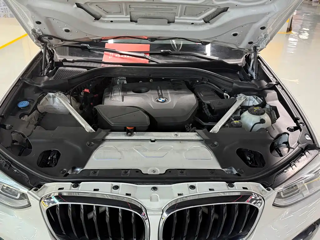 BMW X3 — фото 25