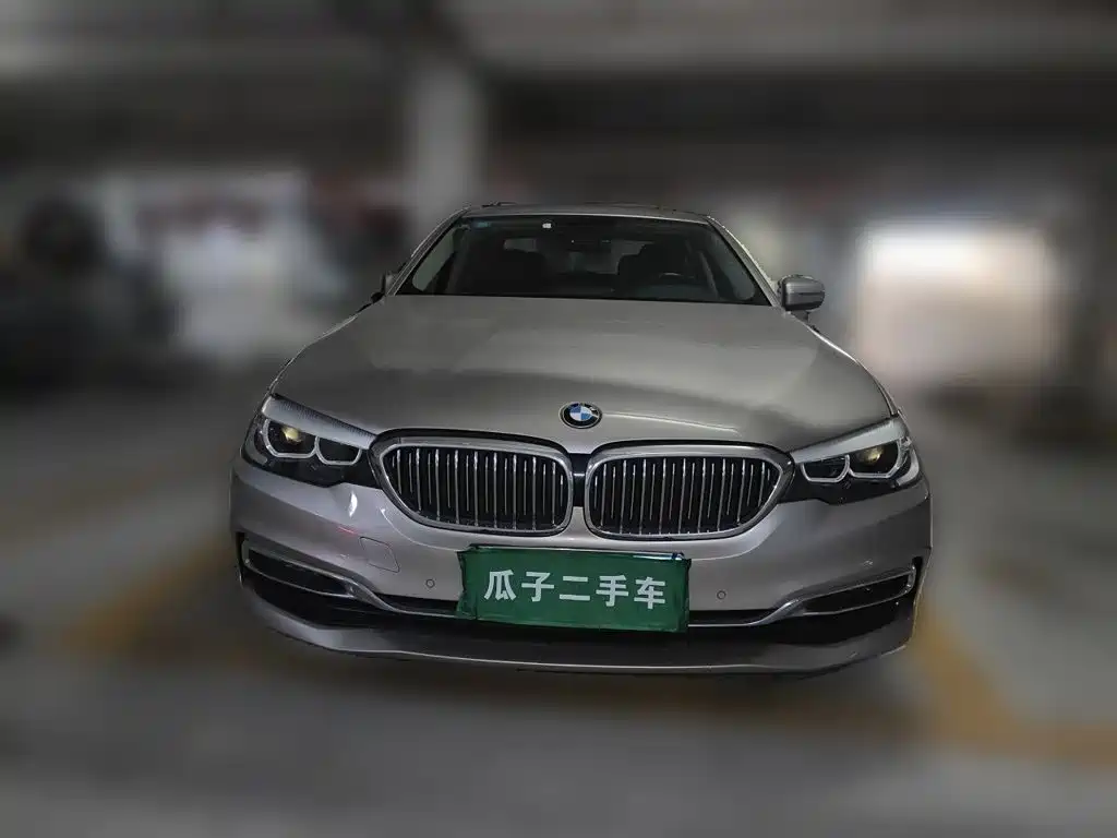 BMW 5 Series — фото 2