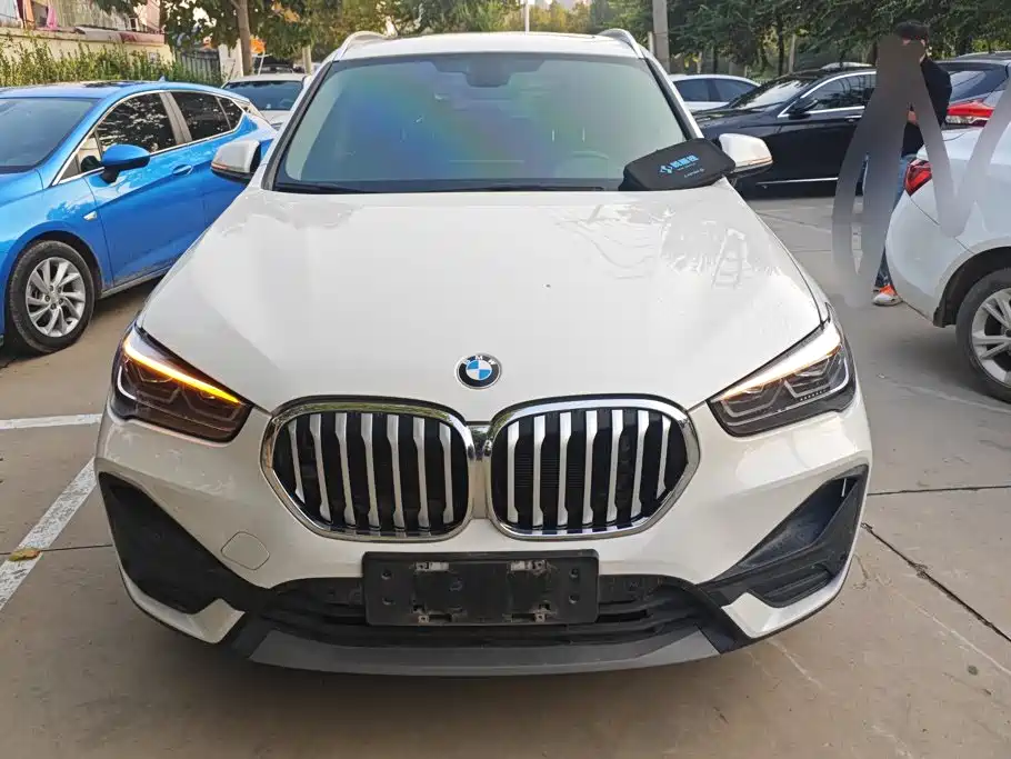 BMW X1 — фото 2