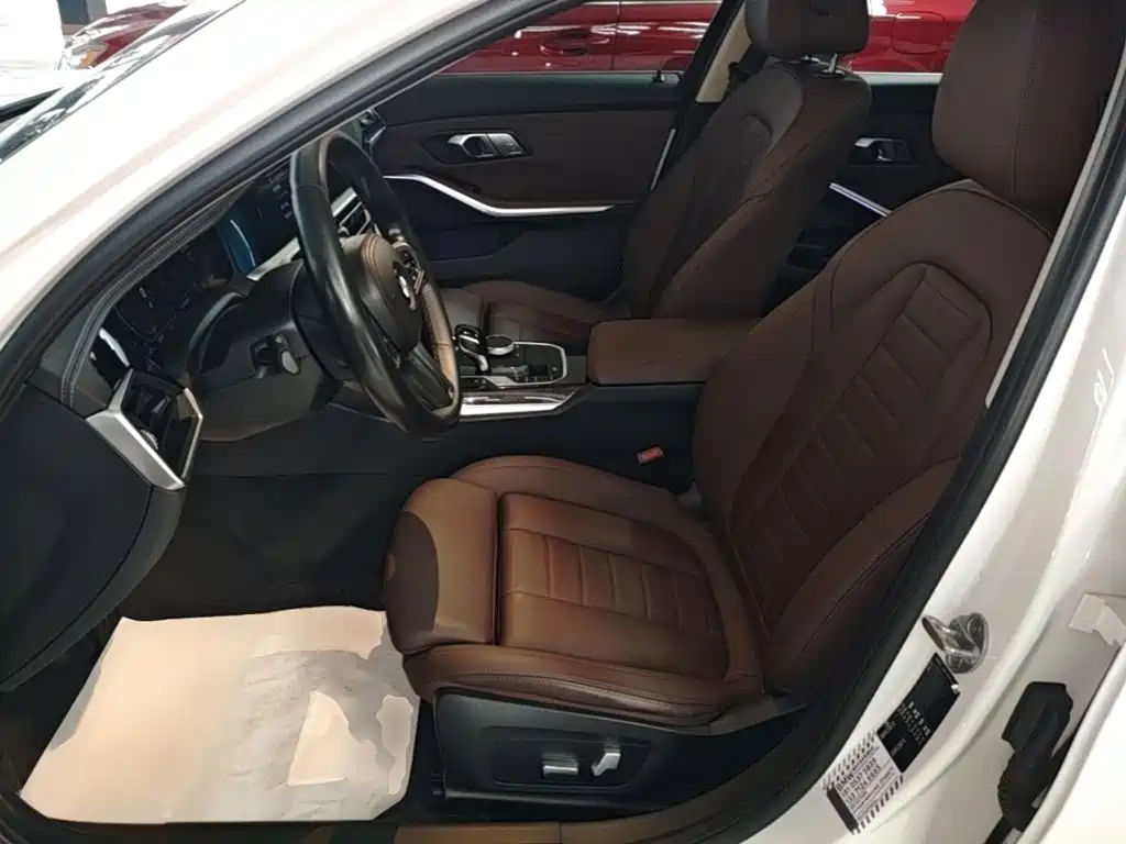 BMW 3 Series — фото 14