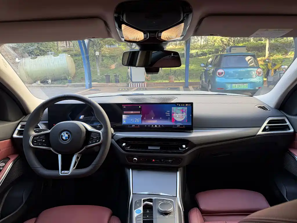 BMW i3 — фото 11