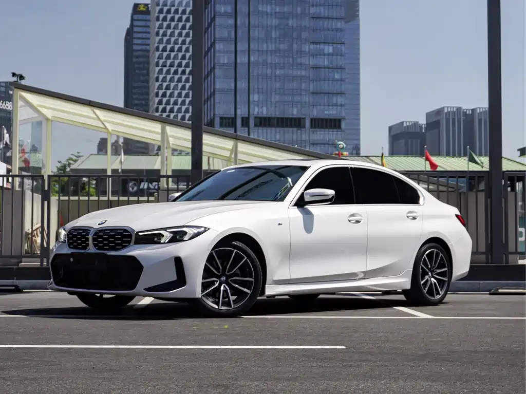 BMW 3 Series — фото 1