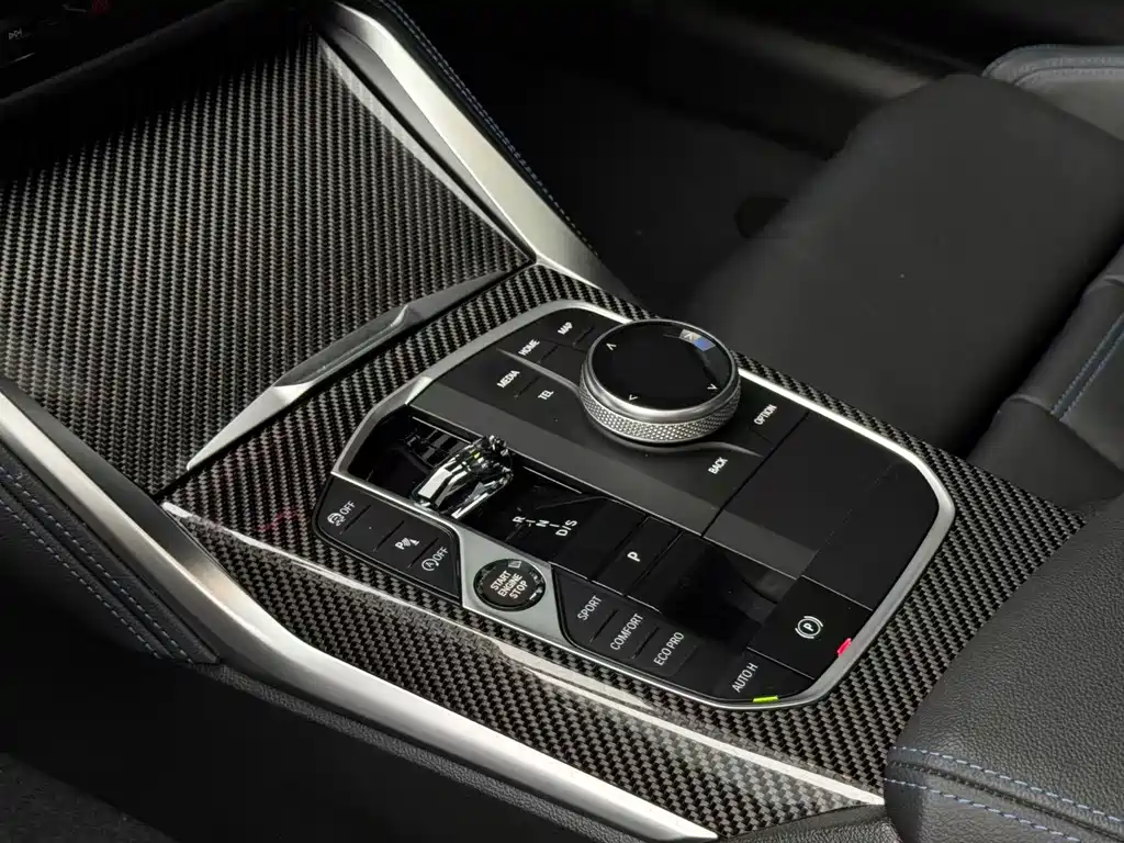 BMW M240i — фото 7